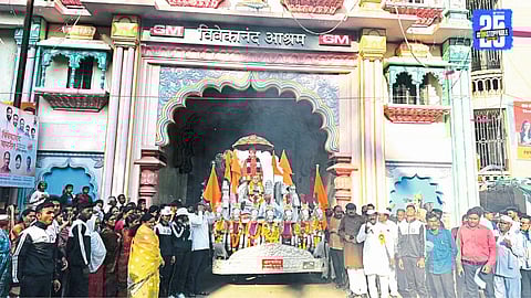 Spiritual Fervour Grips Hiwara Ashram on Swami Vivekananda Jayanti