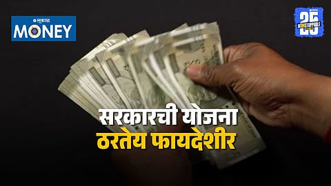 Traditional artisans receiving skill training and financial assistance under PM Vishwakarma Yojana to strengthen small businesses.