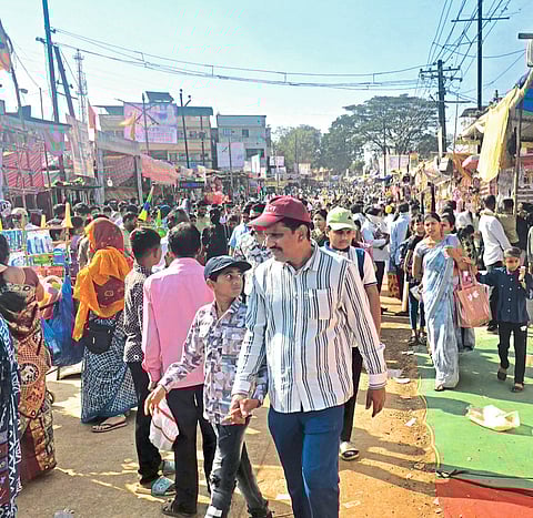 म्हसा यात्रेत विक्रमी गर्दी