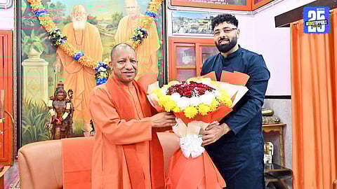 cm yogi adityanath with Swag Rapper badshah