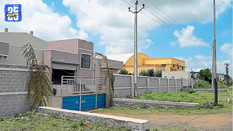 Shut textile units and deserted factories at Kadegaon Industrial Estate highlight