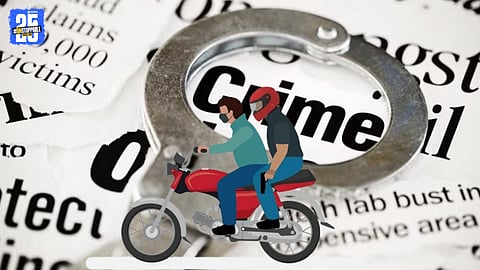 LCB Sangli officers with arrested accused and seized motorcycles in spray attack robbery case.