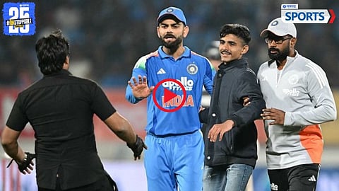 Virat Kohli's Fan Breached Security| India vs New Zealand