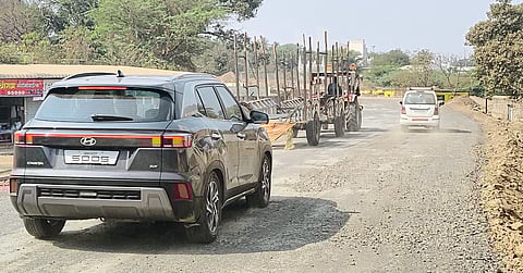 प्रशासनाचा आदेश केरात