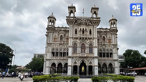 Solapur Municipal Election : सोलापूर महानगरपालिकेच्या १२० जागांसाठी आज मतदान; ४६ मतदान केंद्रे संवेदनशील घोषित 