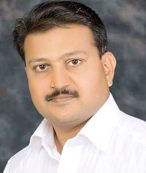 मायणी गट : सुरेंद्र गुदगे विरुद्ध सूरज पाटील लढतीची शक्यता