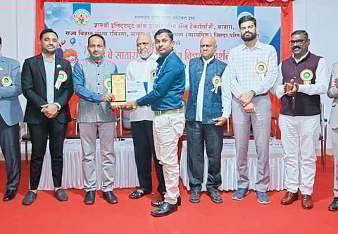 उंडाळे.. दत्तात्रय पोळ यांची राज्यस्तरीय विज्ञान प्रदर्शनासाठी निवड