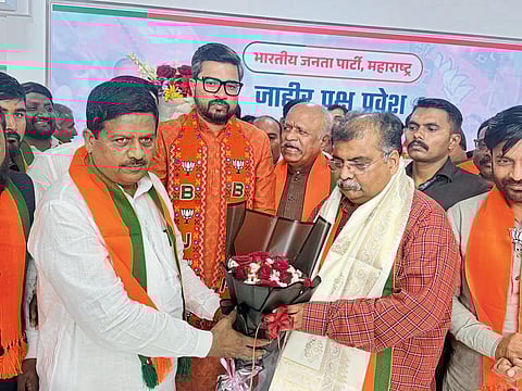 गारटकर यांचा भाजपमध्ये प्रवेश
पदाधिकाऱ्यांचा भाजपत प्रवेश