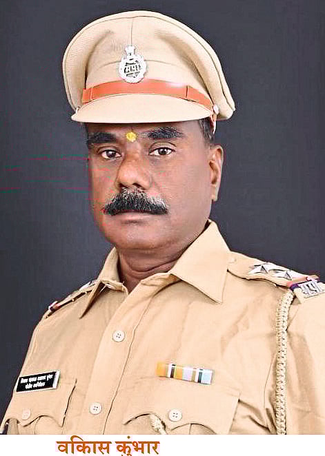 शिक्रापूरचे कुंभार, शिंदे यांची पदोन्नती