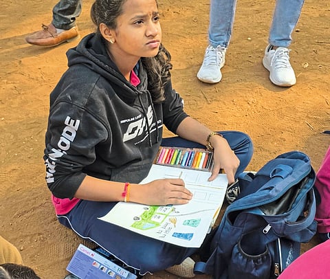 पिरंगुटमधील विद्यार्थी रमले रंगाच्या विश्‍वात