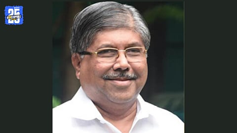 Guardian Minister Chandrakant Patil addressing media on Mahayuti power formation in Sangli.