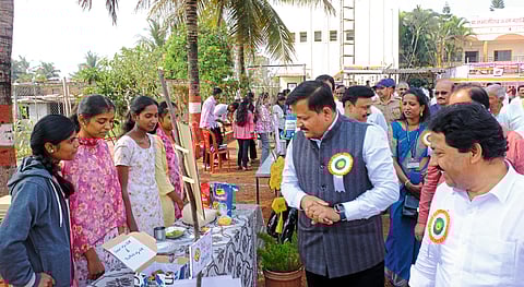 सातारारोड जिल्हाधिकाऱ्यांचा आशावाद