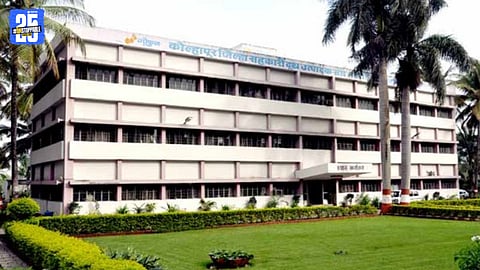 Vishwas Patil during his induction into the Shiv Sena (Shinde group) in Kolhapur.