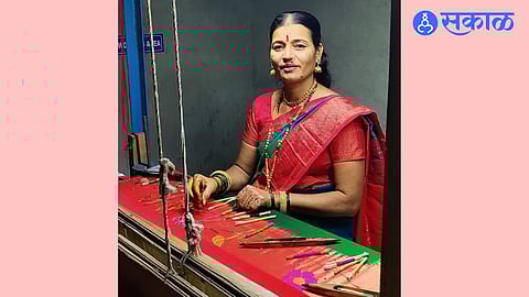 Paithani Weaver Kavita Dhavale