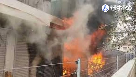 Nampally Station Road fire