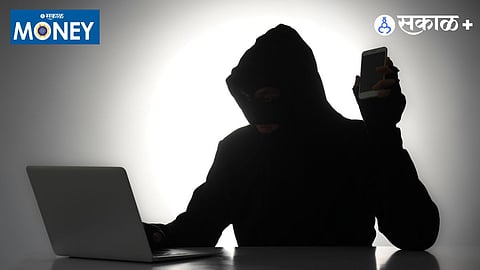 Online investment fraud through fake WhatsApp groups in India