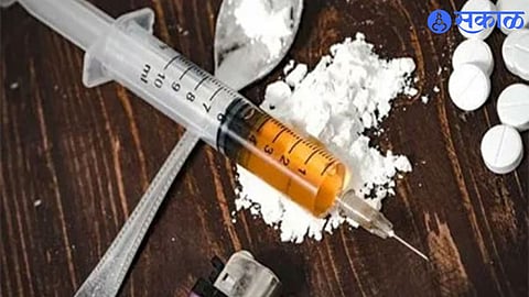ichalkaranji police drug injection seizure
