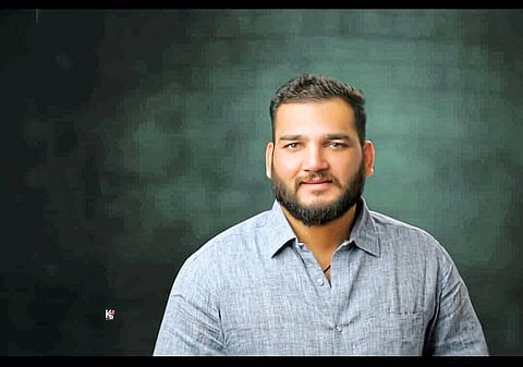 पाल वार्तापत्र फोटो