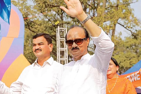 विकासाच्या रूपाने दादा कायम इंदापूरकरांसोबत