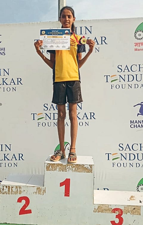 ढेबेवाडी वाल्मीक पठाराची लेक धावली अन् जिंकलीही