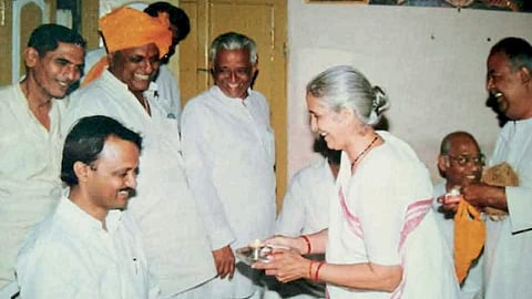 ajit pawar with Kailasben Rawal