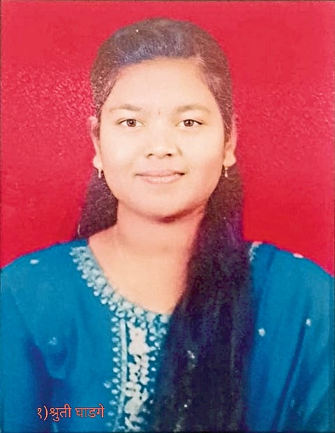 विभागीय युवा महोत्सवासाठी सांगोला महाविद्यालयाच्या तीन विद्यार्थ्याची निवड