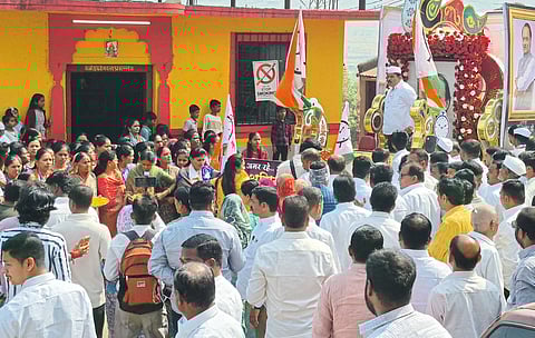 अजित पवार यांच्या स्मरणार्थ ‘रक्षा कलश दर्शन यात्रा’