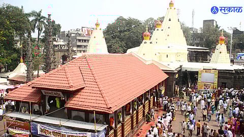 Kolhapur Ambabai temple Kiranotsav cloudy weather