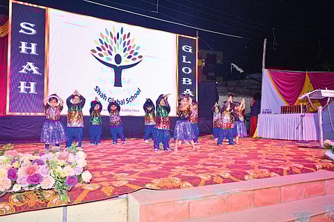 शहा ग्लोबल स्कूलमध्ये 
चिमुकल्यांचा नृत्याविष्कार