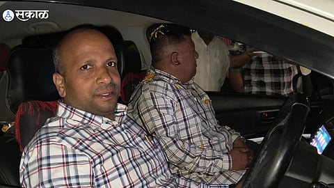 Rare Gesture: Project Officers Personally Drop Veteran Driver Home