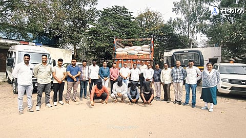 Major LCB Action in Ahilyanagar; Truck Looters Arrested With Huge Seizure