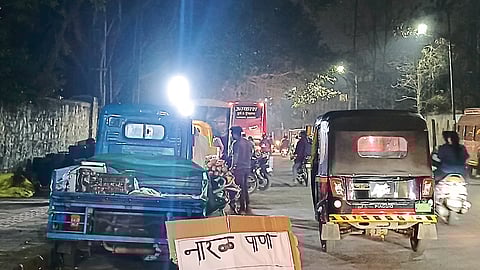 जुनी सांगवीत पदपथावर अतिक्रमणाचा विळखा