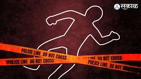 Married woman dead body found at home Songaon Baramati 