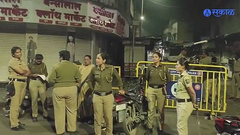 Pune Police conducted combing operation in Budhwar Peth