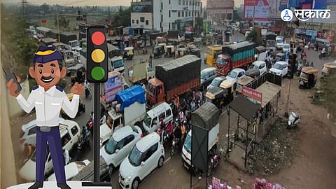 Heavy traffic congestion in Kolhapur