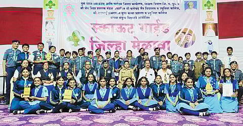 जिल्हा स्काऊट गाईडमध्ये  
सासवडच्या शाळेचे यश