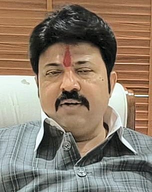 भाजपाचे जाधव यांचा विजय फार कौतुकास्पद नाही,परंतु राष्ट्रवादीचे उमेश पाटलांचा निसटता पराभव भविष्यात जाचक