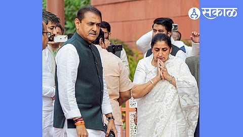 dcm sunetra pawar and praful patel