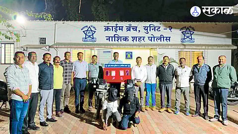 Nashik police bust inter-state UP gang involved in chain snatching