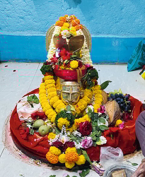 श्री हरणेश्वरच्या मूर्तीची ग्रामप्रदक्षिणा
