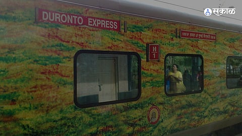 Nagpur Mumbai Duronto Express Timing Changed