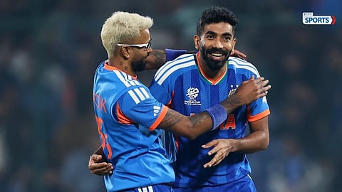 Pakistan lose three wickets in just two overs