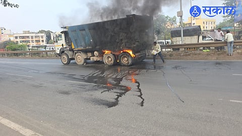 Speeding Dumper fire