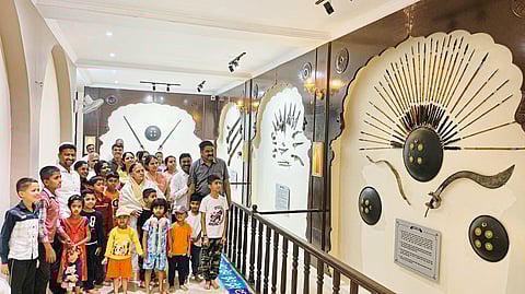 सासवडच्या ‘शिवसृष्टी’त शिवभक्तांची गर्दी