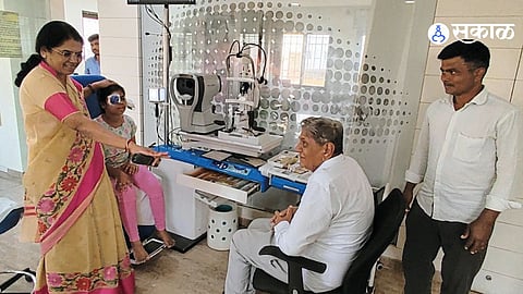 Father Helpless Amid Poverty, Community Support Restores Girl’s Vision