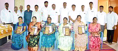 गोंदवल्यात भावनिक सोहळा