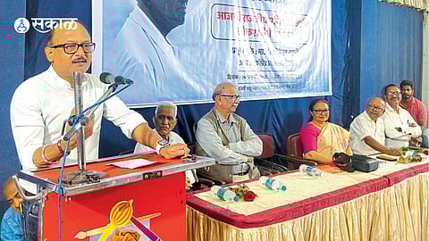 democracy during Govind Pansare