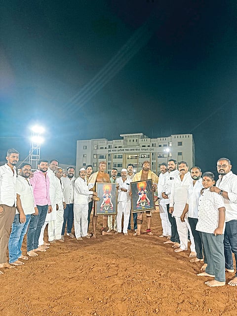 आळंदीच्या आखाड्यात रंगल्या निकाली कुस्त्या