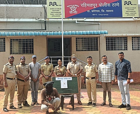 चोरीचा गुन्हा आठ तासांत उघड; दोन लाख ६९ हजारांचा सोन्याचा मुद्देमाल जप्त