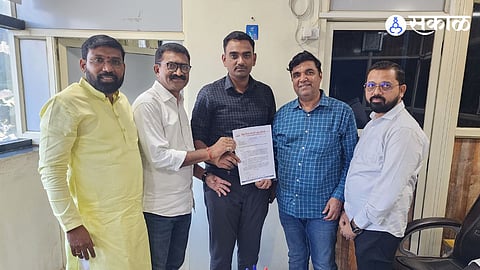 Civil Rights Committee demands action against illegal hawkers